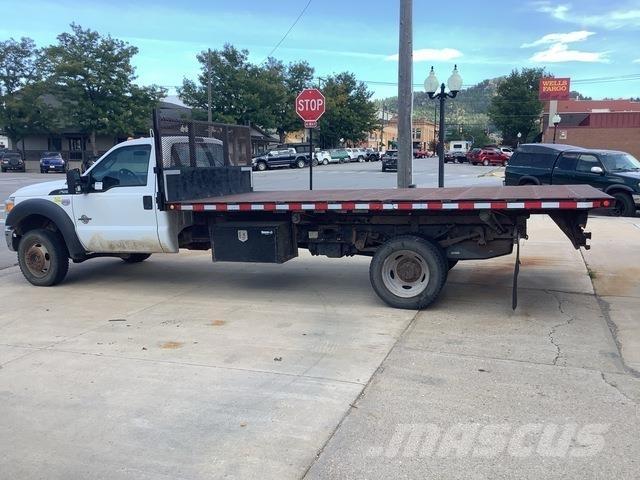Ford F-550 自卸式货车