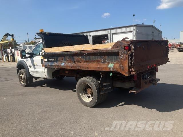 Ford F-550 自卸式货车