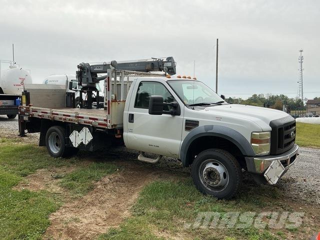 Ford F-550 起重车