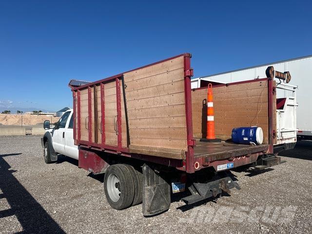 Ford F-550 自卸式货车