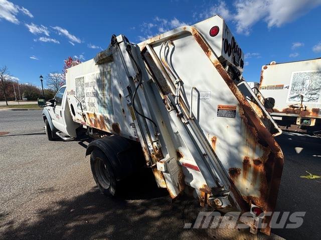 Ford F-550 垃圾车