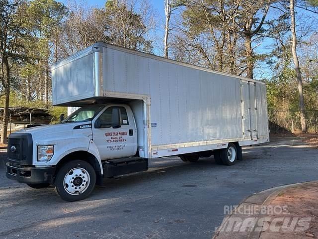 Ford F-650 厢式货车