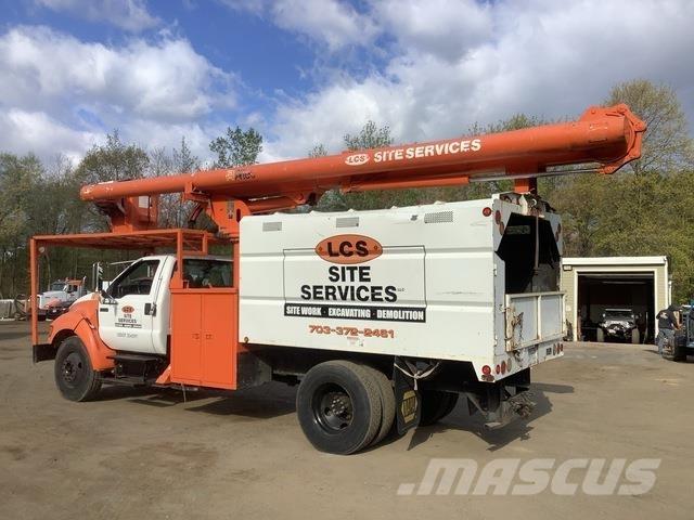Ford F-650 车载式高空作业车