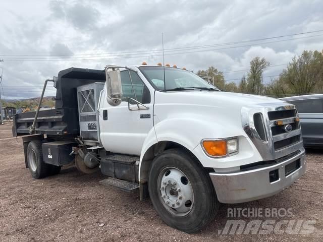 Ford F-650 自卸式货车