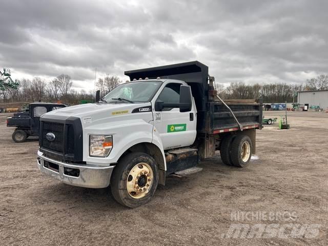 Ford F-650 自卸式货车