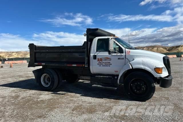 Ford F-650 自卸式货车