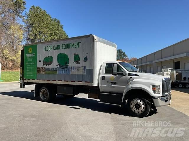 Ford F-650 厢式货车
