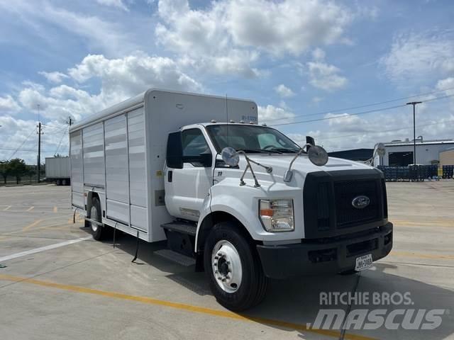 Ford F-650 饮料运输车