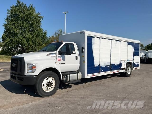 Ford F-650 饮料运输车