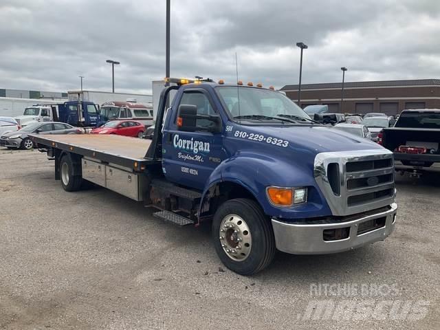 Ford F-650 救援车