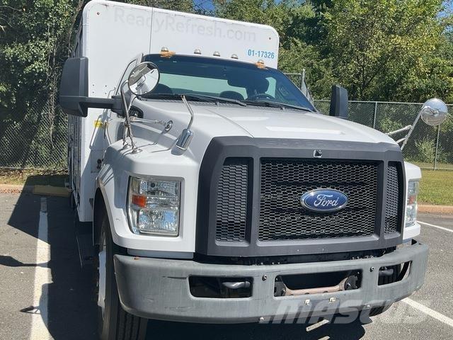 Ford F-650 饮料运输车