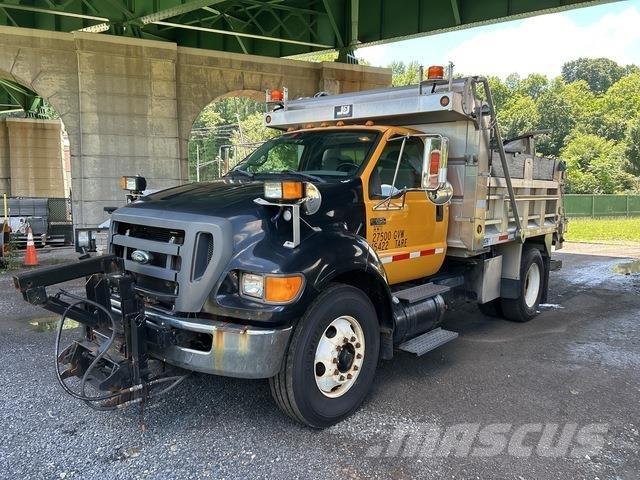 Ford F-650 推雪机