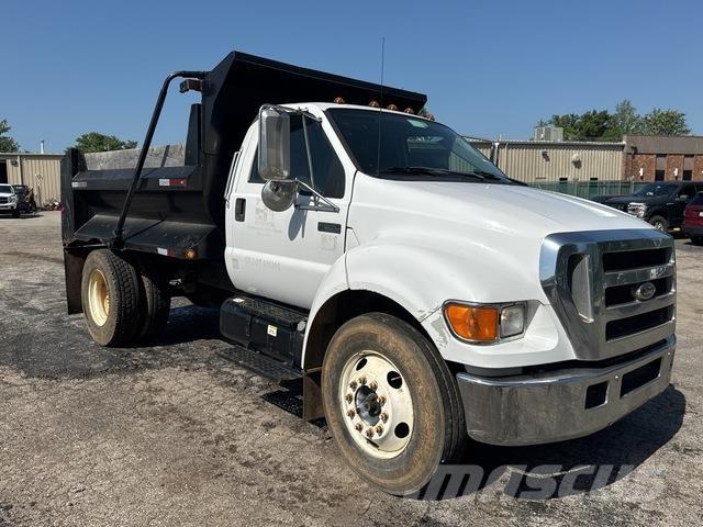 Ford F-650 XLT 自卸式货车