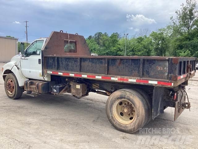 Ford F-750 自卸式货车