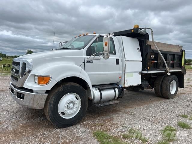 Ford F-750 自卸式货车