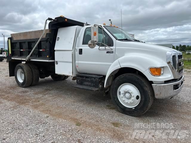 Ford F-750 自卸式货车