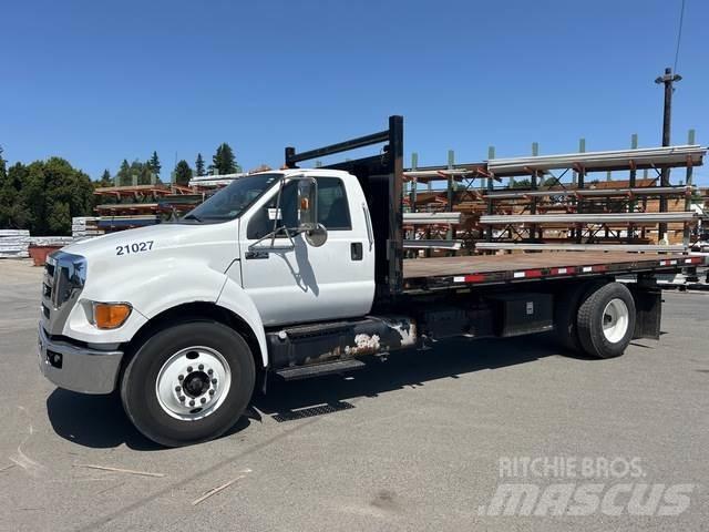 Ford F-750 自卸式货车