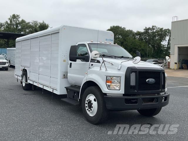 Ford F-750 饮料运输车