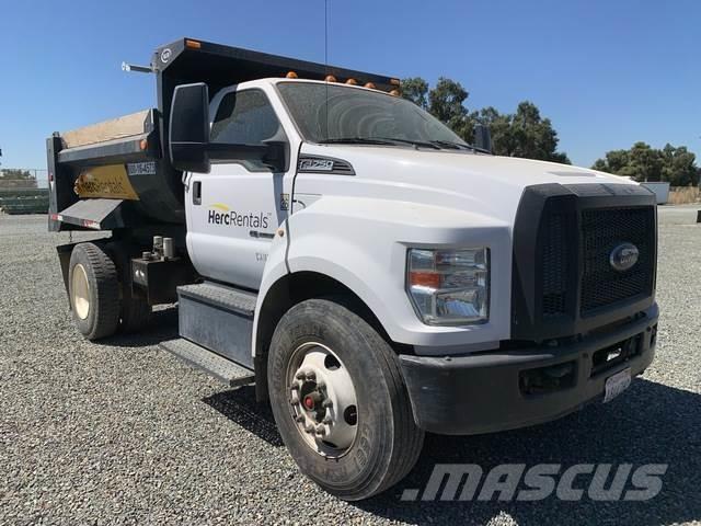 Ford F-750 自卸式货车