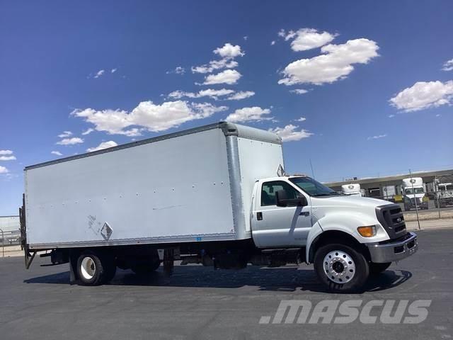 Ford F-750 厢式货车