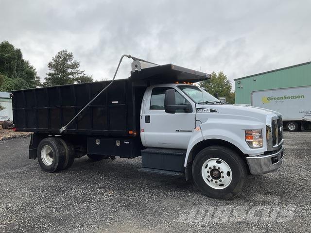 Ford F-750 自卸式货车
