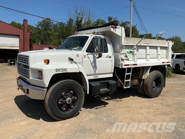 Ford F-800 自卸式货车
