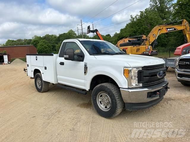 Ford F250 皮卡车