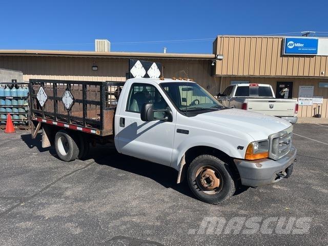 Ford F350 平板栏板货车