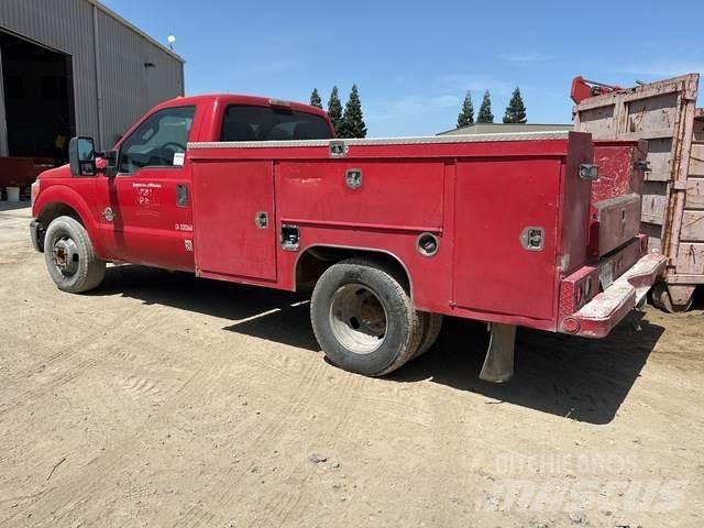 Ford F350XL 皮卡车
