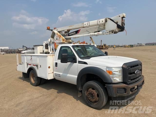 Ford F550 车载式高空作业车