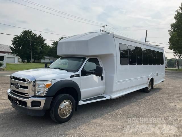 Ford F550 迷你巴士