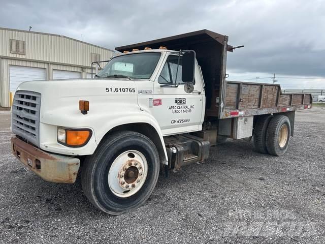 Ford F800 自卸式货车