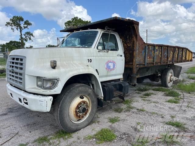 Ford F800 自卸式货车