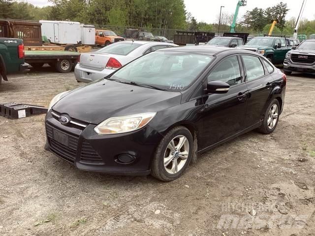 Ford Focus SE 汽车