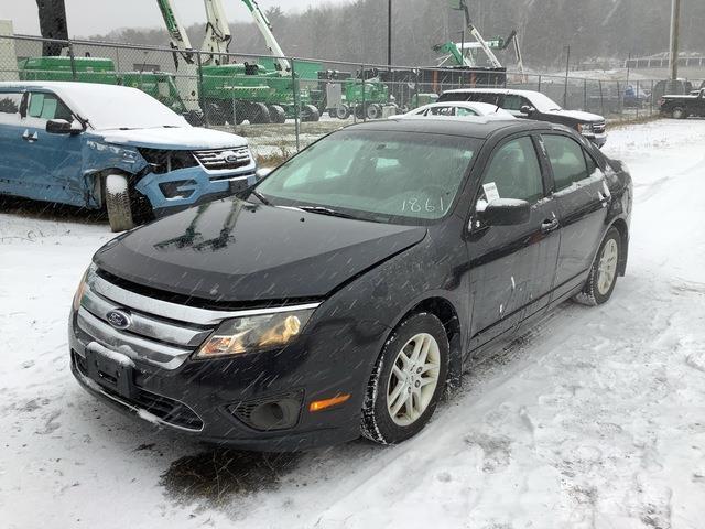 Ford Fusion S 汽车