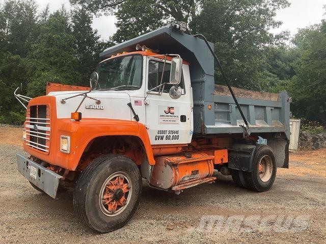 Ford L9000 自卸式货车
