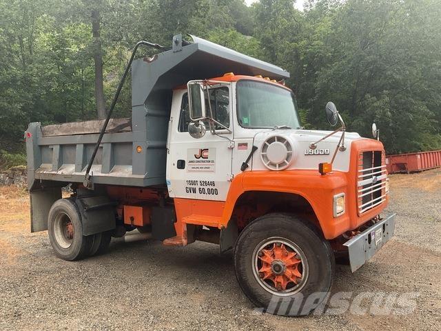 Ford L9000 自卸式货车