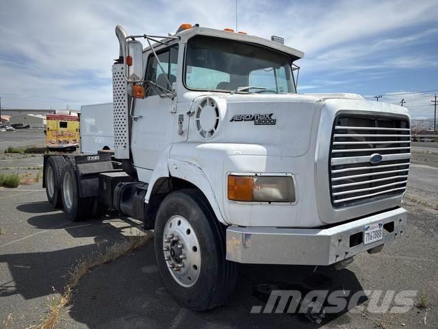 Ford L9000 牵引车