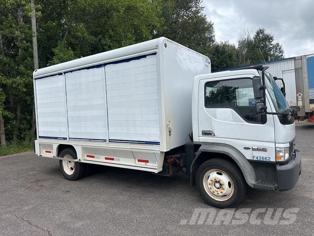 Ford LCF 饮料运输车