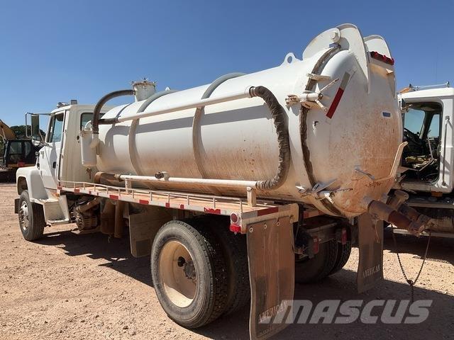 Ford LN8000F 组合/真空油槽车