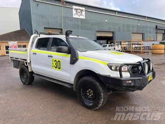 Ford Ranger XL 皮卡车