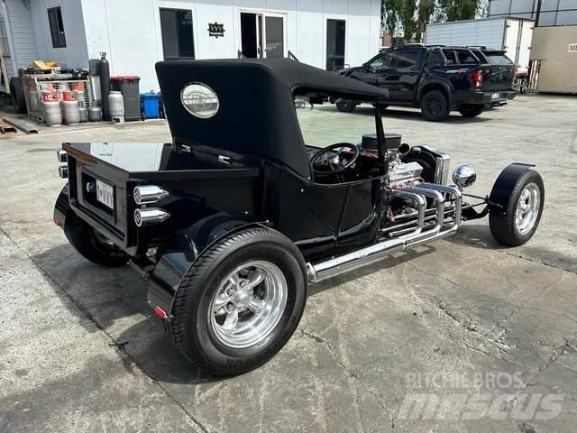 Ford T Bucket 汽车