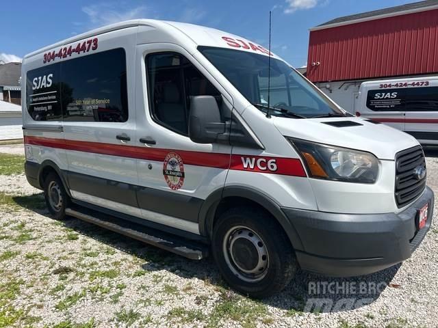 Ford Transit 大型面包车
