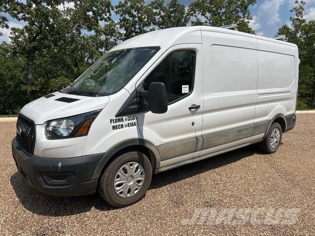 Ford Transit 大型面包车