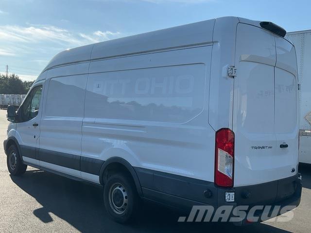 Ford Transit 厢式货车