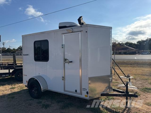 Forest River  厢式拖车