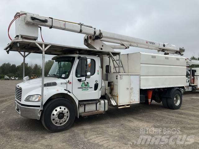 Freightliner  车载式高空作业车