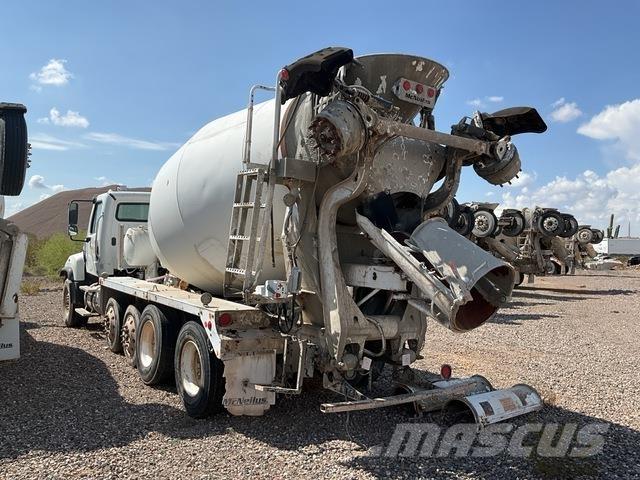 Freightliner  其他货车