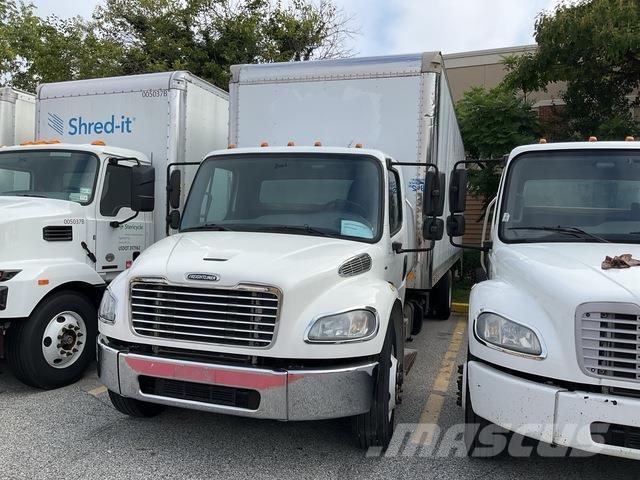 Freightliner  厢式货车
