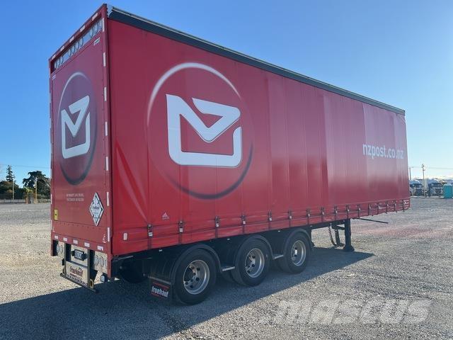 Fruehauf  侧帘拖车